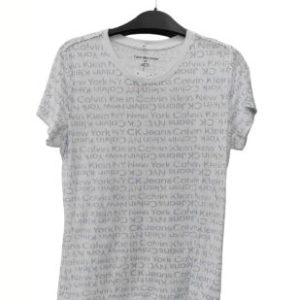 Polo blanco de cuello redondo m3