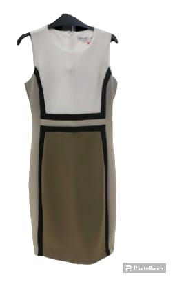 Vestido a rayas con detalle en negro