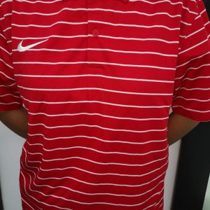 Polo camisero rojo con rayas