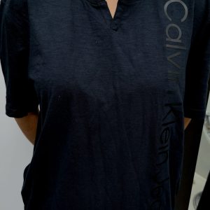 Blusa negra CK